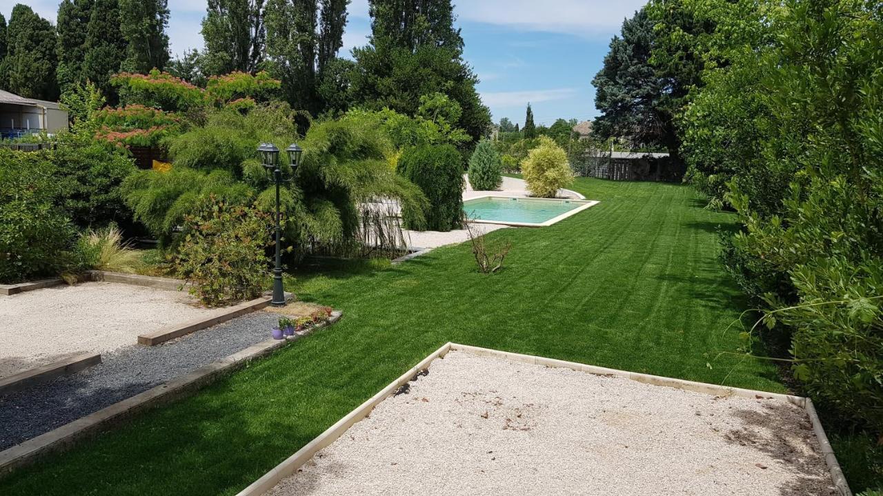 Maison D' Alys Entre Luberon Et Alpilles Cabannes Luaran gambar